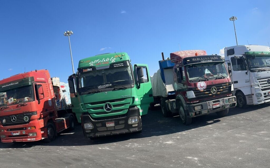 Humanitarian aid trucks heading to Gaza on January 4, 2024. (COGAT)