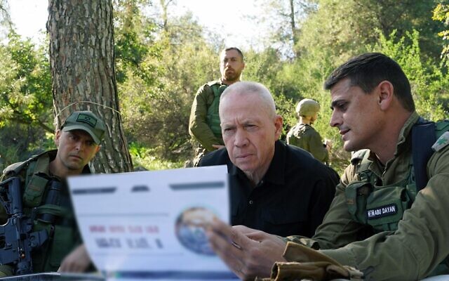 Defense Minister Yoav Gallant tours the northern border on January 19, 2024. (Ariel Hermoni/Defense Ministry)