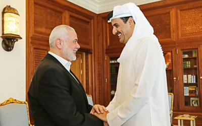Emir Tamim bin Hamad al-Thani (R), ruler of Qatar since 2013, in a meeting with Hamas politburo leader Ismail Haniyeh in Doha, December 16, 2019 (from the Facebook page of Al Jazeera Palestine)
