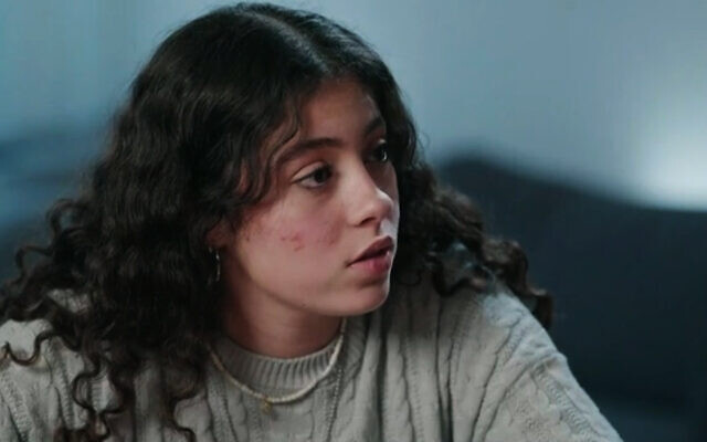 Released hostage Dafna Elyakim, 15, recounts her time in captivity in Gaza in an interview broadcast on January 30, 2024. (Screenshot: Channel 12; used in accordance with Clause 27a of the Copyright Law)