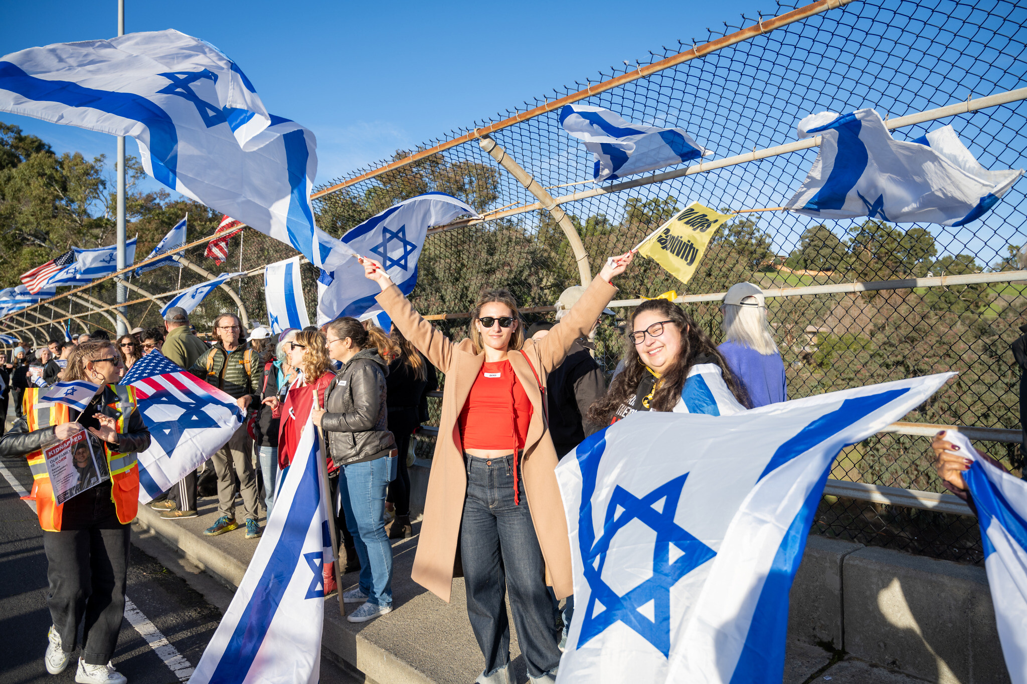 湾区犹太人发起基层努力，共同抵制10月7日之后的反以色列偏见