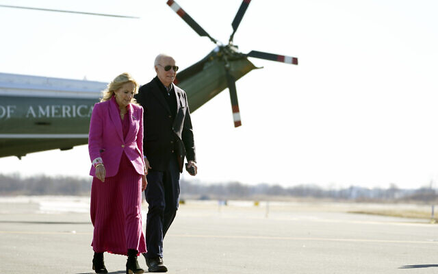 US President Joe Biden, right, and first lady Jill Biden arrive on Marine One at Philadelphia International Airport in Philadelphia, Saturday, Feb. 3, 2024. (AP/Stephanie Scarbrough)
