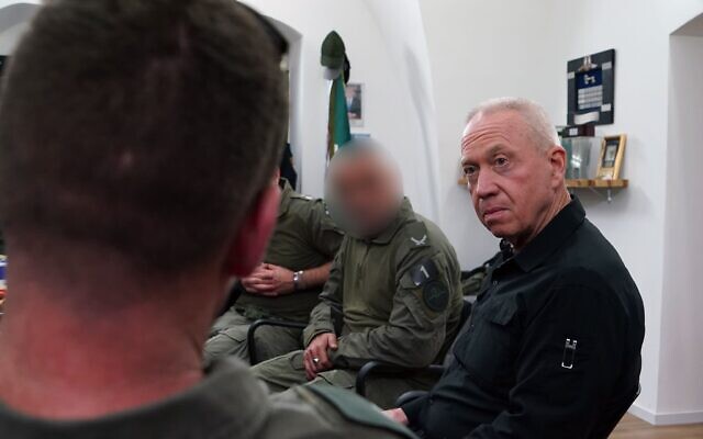 Defense Minister Yoav Gallant meets with troops of police's elite Yamam unit on February 12, 2024. (Ariel Hermoni/Defense Ministry)