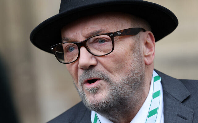Newly elected Rochdale MP George Galloway makes a statement to members of the media outside of the Houses of Parliament in London on March 4, 2024, after his swearing-in ceremony. (Adrian DENNIS/AFP)
