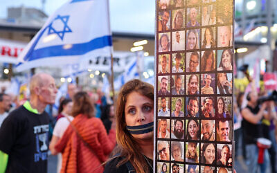 ISRAEL-PALESTINIAN-CONFLICT-HOSTAGES-PROTEST