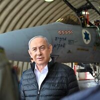 Prime Minister Benjamin Netanyahu visits an Air Force F-15 base on April 11, 2024 (Kobi Gideon/GPO)
