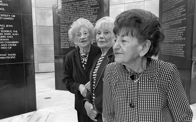 Sisters Sally Marco, Ruth Mehler, and Regina Hirsch nées Landotswicz, photographed at the Los Angeles Museum of the Holocaust, 2016. (Dennis Carlyle Darling