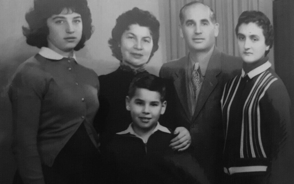 Elida (right) with her aunt, uncle, and cousins in Haifa, 1957. (Courtesy of Zipora Klein Jakob)