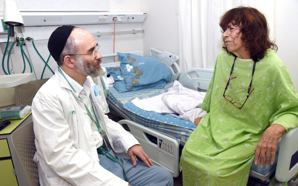 Chaplain duo at Soroka hospital treat patients spiritually wounded by October 7