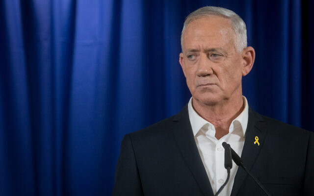 War cabinet minister Benny Gantz holds a press conference in Ramat Gan, May 18, 2024. (Miriam Alster/Flash90)