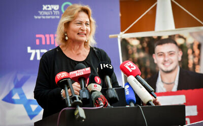 Orit Meir, mother of rescued hostage Almog Meir Jan, give a statement at a press conference at Sheba Medical Center, June 10, 2024. (Avshalom Sassoni/Flash90)