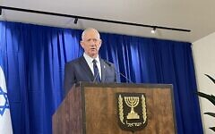 National Unity chairman Benny Gantz announces his party's withdrawal from the government during a press conference at Kfar Maccabiah, June 9, 2024. (Sam Sokol/Times of Israel)