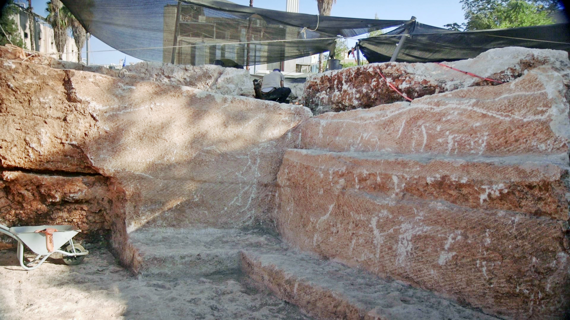 Massive Second Temple-era stone quarry uncovered in Jerusalem ...